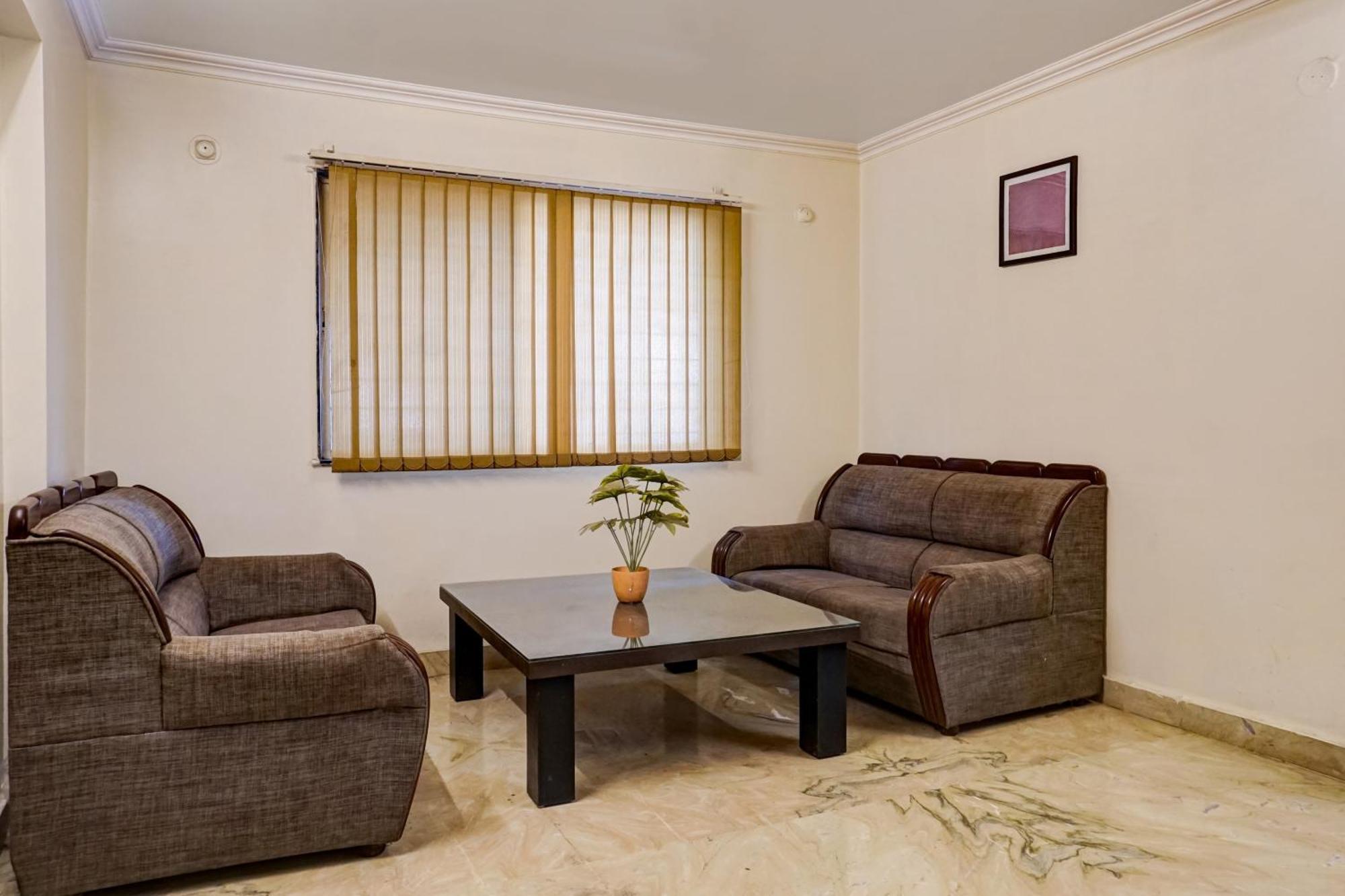 Hotel Galaxy Residency Kalyani Nagar Púna Exteriér fotografie