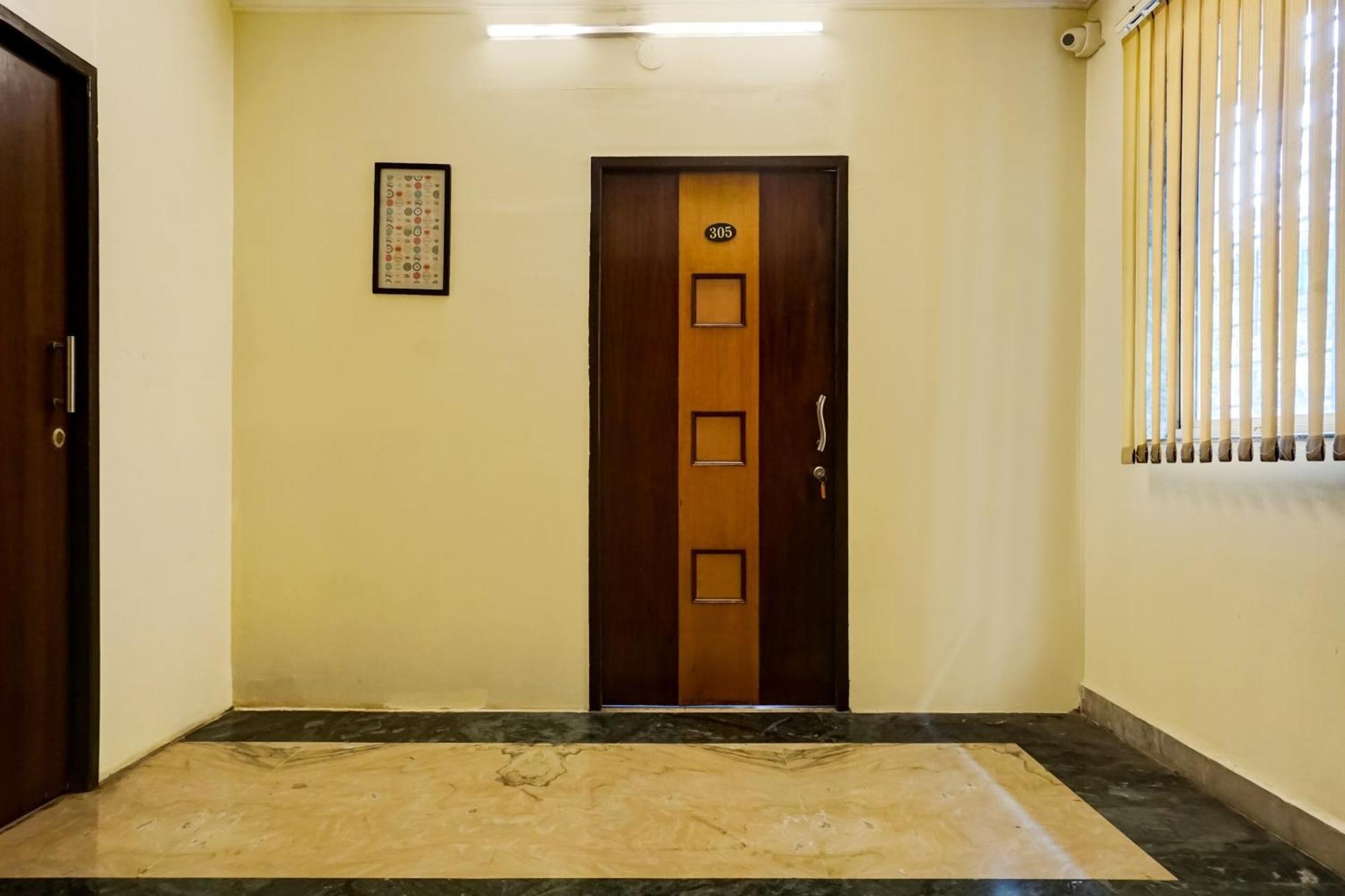 Hotel Galaxy Residency Kalyani Nagar Púna Exteriér fotografie