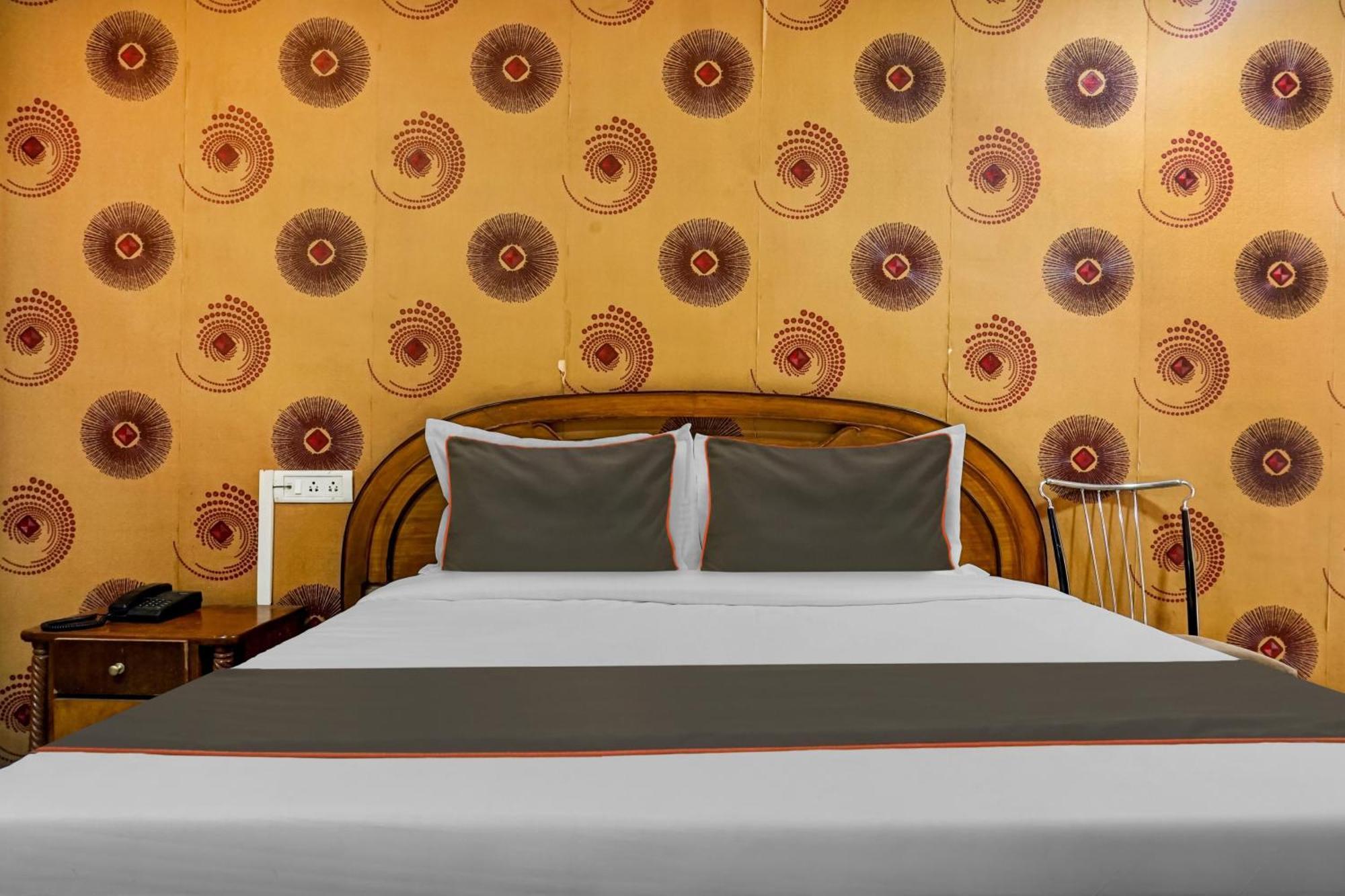Hotel Galaxy Residency Kalyani Nagar Púna Exteriér fotografie